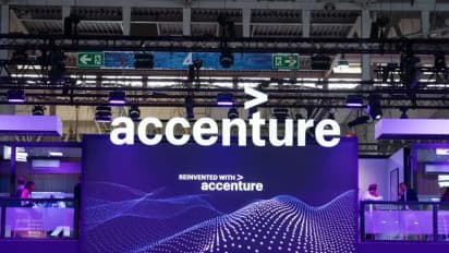 https://stocktwits.com/news-articles/markets/equity/accenture-deepens-ai-salesforce-expertise-with-neuraflash-acquisition/chsUdR2Rdl3