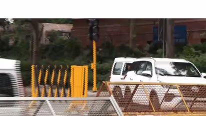 Union Home Minister Amit Shah arrives at Defence Minister Rajnath Singh's residence in New Delhi (Photo/ANI)