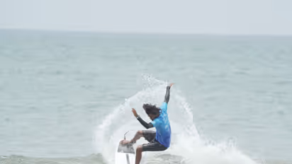 Indian surfer Ramesh Budihal (Image: SFI media)
