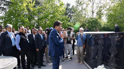Union Minister Piyush Goyal pays tributes to Kanishka Bombing victims (Photo/X@PiyushGoyal)