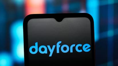 https://stocktwits.com/news-articles/markets/equity/dayforce-to-go-private-in-12-billion-deal/chsSuJrRdiP