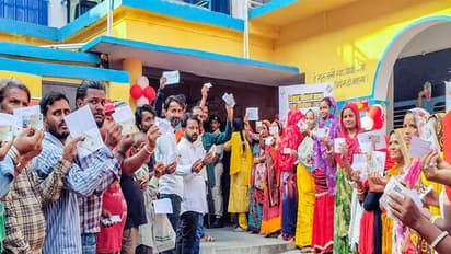Voters wait in queues to cast their votes for the first phase of the Bihar Assembly elections (Photo/ANI)
