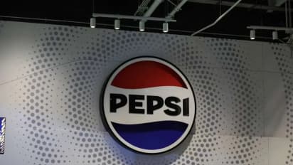 Pepsi Stock In Spotlight On Potential Acquisition Of Probiotic Beverage Poppi: Retail Sentiment Lags