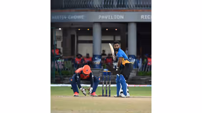 Vikasnagar Dhamaka and Selakui Strikers players in action (Photo: Dehradun T20 League)