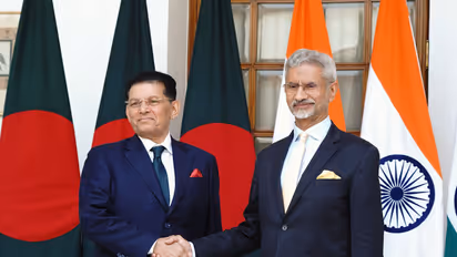 External Affairs Minister S Jaishankar (right) and Bangladesh Foreign Minister Khalilur Rahman during a meeting in New Delhi (Photo: X/@DrSJaishankar)