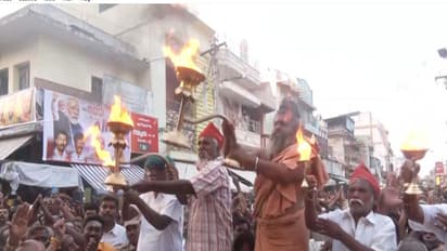 Tamil Nadu BJP President Nainar Nagendran performed the Girivalam around Thirupparankundram Hill (Photo/ANI)