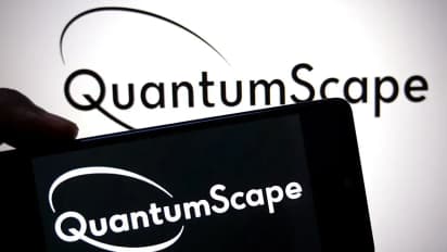 https://stocktwits.com/news-articles/markets/equity/quantumscape-stock-surges-post-announcing-a-strategic-partnership/chDDEDMR3B1