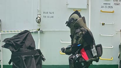 Indian Navy recovers and safely disposes of an unexploded missile warhead from the crude oil tanker MT Olympic Life (Photo/Indian Navy)