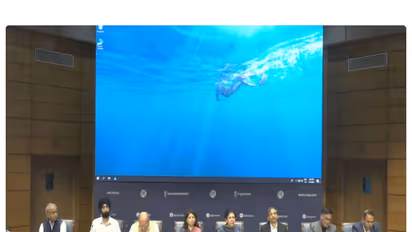Auto industry experts held press conference to address concerns over E20 ethanol-blended petrol (Photo/Youtube@PIB)