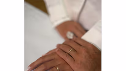 Cristiano and his wife wearing their wedding rings. (Photo: @cristiano Instagram)