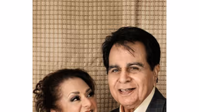 Saira Banu, Dilip Kumar (Photo/Instagram/@sairabanu)