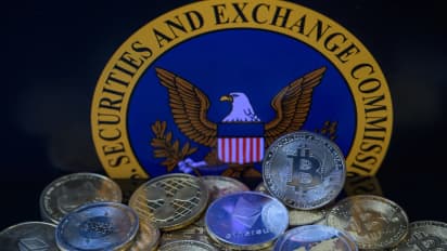 https://stocktwits.com/news-articles/markets/cryptocurrency/three-years-after-ftx-collapse-sec-finally-issues-guidance-on-custody-of-crypto-assets/cLegLB1REA4