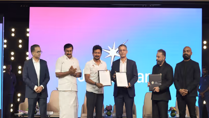 Udhyanidhi Stalin exchanges letters of intent with JioHotstar representatives at South Unbound event (Photo/JioHotstar)