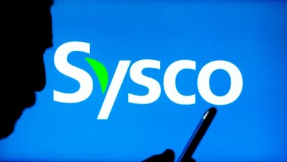 https://stocktwits.com/news-articles/markets/equity/sysco-ceo-highlights-accelerating-progress-led-by-improving-restaurant-traffic-good-to-see-the-industry-stabilizing-after-a-rocky-start/choabGFR5yX