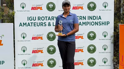 Keya Badugu lifting Southern India Golf Championship title (Image: IGU)