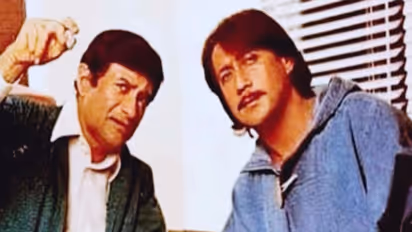 Jackie Shroff and Dev Anand (Photo/instagram/@apnabhidu)