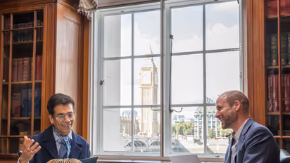 Karan Johar with Prince William (Image source: The Earthshot Prize Awards)