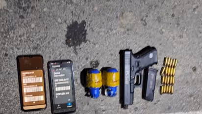 Items recovered during the operation (Photo/X/Kashmir Zone Police)