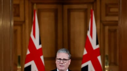 https://stocktwits.com/news-articles/markets/equity/keir-starmer-first-india-visit-no-visa-relaxation-but-trade-tech-on-agenda/ch6EEC1R3LE