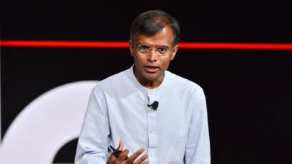 https://stocktwits.com/news-articles/markets/equity/dean-of-valuation-aswath-damodaran-says-ai-has-reached-its-bar-mitzvah-moment-and-investors-must-start-asking-hard-questions/cZYBp1gRJNL