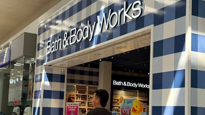 Bath & Body Works Stock Rises On Analyst Upgrade Citing Innovation, Improving Home Fragrance Market: Retail Stays Bullish