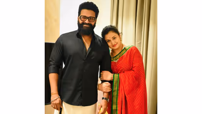 Rishab Shetty, Pragathi Shetty (Photo/Instagram@rishabshettyofficial)