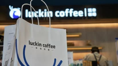 https://stocktwits.com/news-articles/markets/equity/low-cost-chinese-coffee-chains-luckin-and-cotti-target-us-market-raising-stakes-for-starbucks/chl7a3QRby6