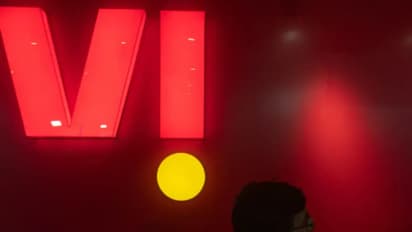 https://stocktwits.com/news-articles/markets/equity/wait-for-vodafone-idea-breakout-above-7-before-buying-says-ay-market-research/chkoH52Rbux