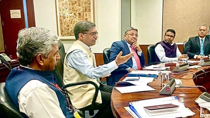 Vikram Misri chairs meeting to discuss implementation of Seva Sankalp resolution (Photo/X@MEAIndia)