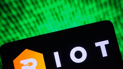 Riot Resolves Rhodium Legal Battle With $185M Asset Acquisition – Stock Rallies But Retail Remains Unconvinced