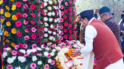 CM Dhami pays tribute to Martyrs on Vijay Diwas (Photo/ANI)