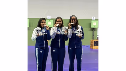 Elavenil Valarivan, Sonam Maskar and Vidarsa Vinod (Photo/NRAI)