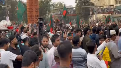 Inqilab Moncho supporters block Dhaka’s Shahbagh intersection (Photo/ANI)