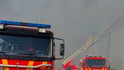 State Emergency Service of Ukraine firefighters responding to a double-tap Russian drone strike on a shopping center in Kryvyi Rih on August 21 (Photo: x/ @ZelenskyyUa)