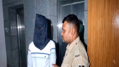 Accused Sheikh Akbar arrested with drugs worth Rs 40 lakh in Odisha (Photo/ANI)