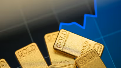 https://stocktwits.com/news-articles/markets/equity/gold-is-up-nearly-30-in-the-last-year-but-goldman-sachs-sees-more-room-to-run/cZYynOcRJrz