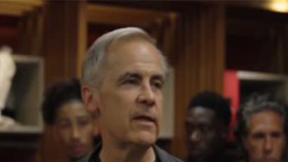 Canada PM Mark Carney with Canada football team players. (Photo: Screengrab from X/@CANMNT_Official)