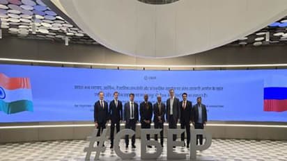 Commerce Secretary visits Moscow (Photo: PIB)