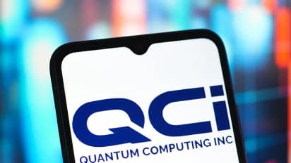 https://stocktwits.com/news-articles/markets/equity/quantum-computing-stock-falls-over-14-percent-today/ch6RdunR3gX