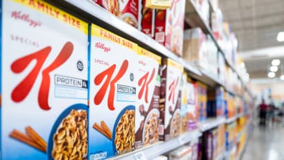 https://stocktwits.com/news-articles/markets/equity/wk-kellogg-stock-pops-after-hours-as-candy-maker-ferrero-reportedly-nears-3-b-deal-to-buy-cereal-company/chF6pSCR51b