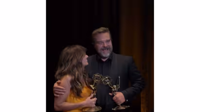 Linda Cardellini and David Harbour (Photo/Instagram/ @televisionacad)