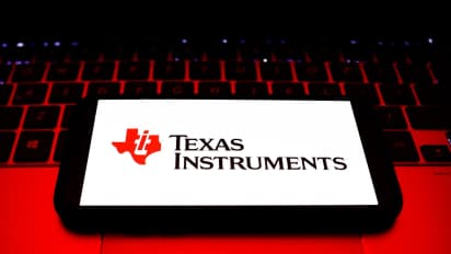 https://stocktwits.com/news-articles/markets/equity/texas-instruments-unveils-60-b-plan-to-build-7-us-chip-factories/chls4i6RR24
