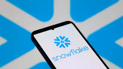 https://stocktwits.com/news-articles/markets/equity/hpe-stock-dips-premarket-snow-rallies-after-earnings-morningstar-calls-both-reports-extraordinary/cZsMAHZRJvb