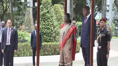 President Droupadi Murmu receives a ceremonial welcome in Luanda, with Angolan President João Manuel Gonçalves Lourenço present (Photo/ANI)