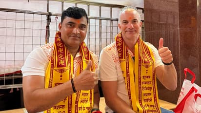 Pravin Tambe and Michael Klinger (Photo: Gujarat Giants)