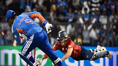 India and England in action. (Photo: ANI)