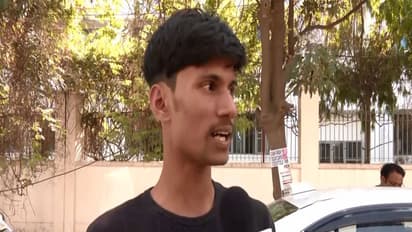 Worker alleges mistreatment by Noida police (Photo/ANI)