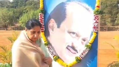 Sunetra Pawar visits Ajit Pawar’s memorial in Baramati ahead of assembly bypoll campaign (Photo/ANI)