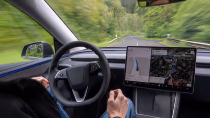 https://stocktwits.com/news-articles/markets/equity/elon-musk-says-rivals-still-won-t-license-tesla-s-fsd-fund-manager-says-they-never-will/cZM5TmORB70