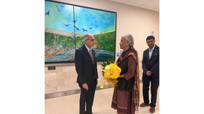 Union Minister Nirmala Sitharaman received by Ambassdor Vinay Mohan Kwatra in South Carolina (Photo/X@FinMinIndia)